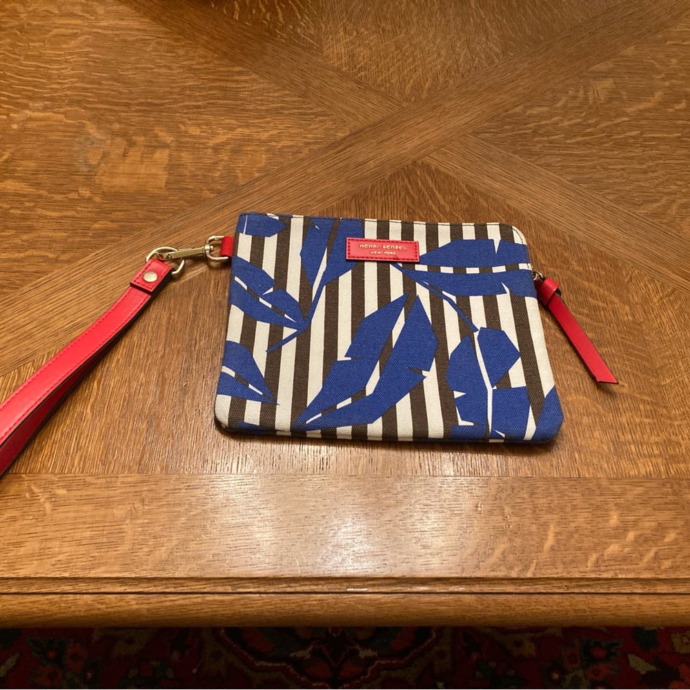 Henri Bendel New York Wristlet